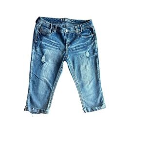 Rue21 Y2K Women's Capri‎ Jeans Embellished Pockets Distressed Denim Blue